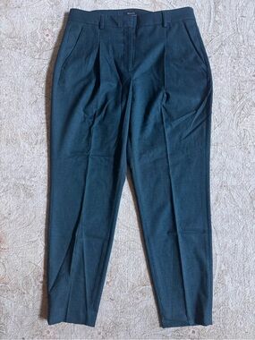 RW&CO. Black Pleated Women's Trousers